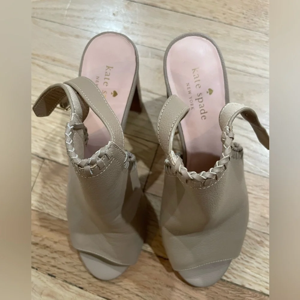 Kate Spade Tan Heels Sleek Design- Like New